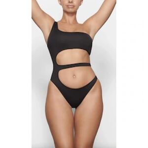 SKIMS Swim One Shoulder Monokini One Piece Swimsuit in Onyx Black